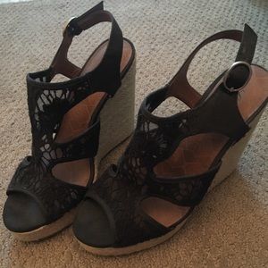 Lucky brand heels